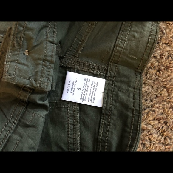 Shorts - Picture 2 of 2